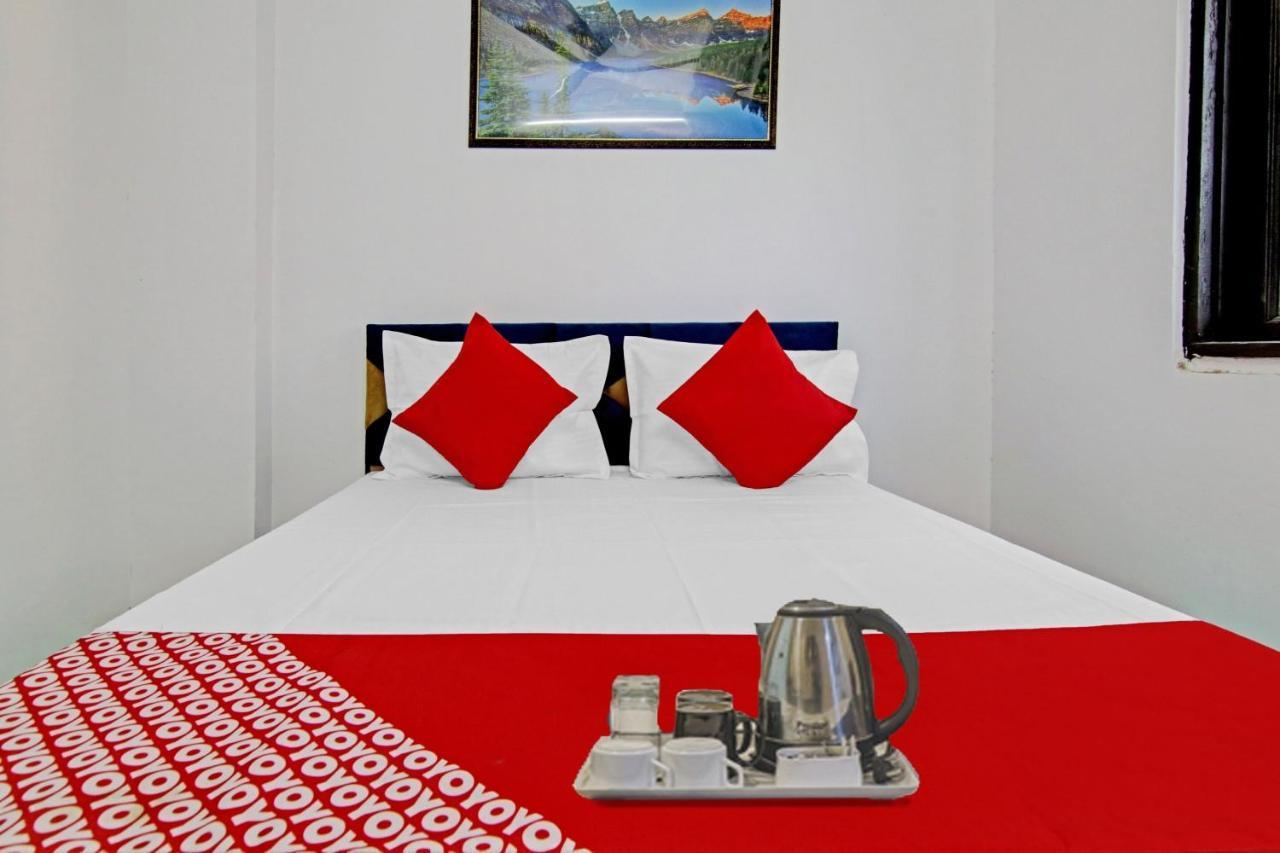 Hotel O Chaudhary Villa Нью-Дели Экстерьер фото