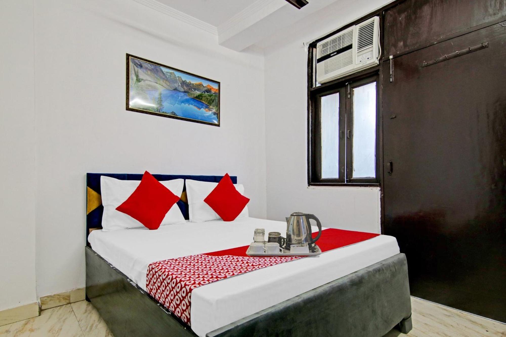 Hotel O Chaudhary Villa Нью-Дели Экстерьер фото